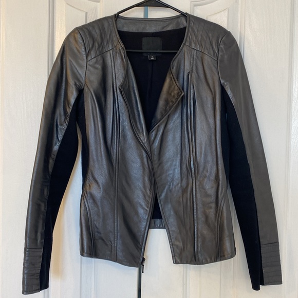 Leather jacket - Picture 2 of 7